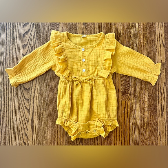 Baby girl Mustard yellow / gold romper with headband size 12-18 months - Picture 5 of 5